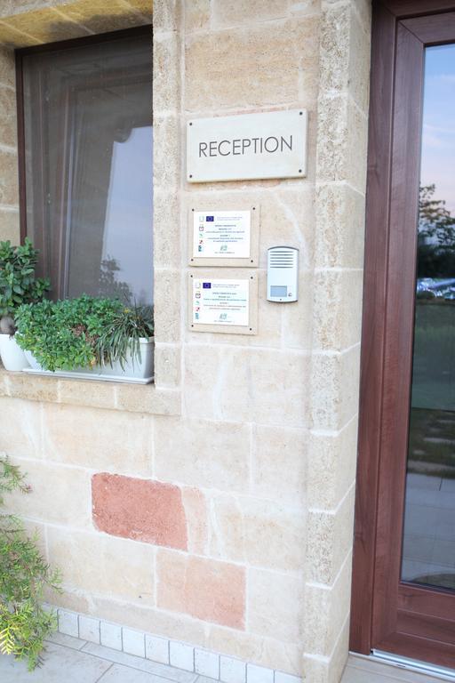 Masseria La Duchessa Veglie Luaran gambar